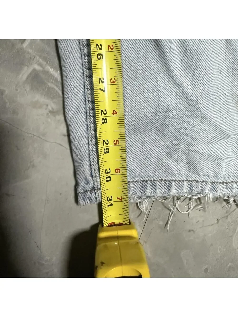 Vintage Levi’s 560 Comfort Fit Light Wash Jeans W36 L32